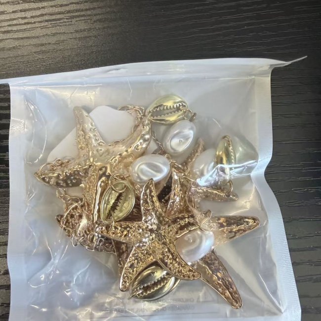 Jewelry 4018 Pieces - Stylish Accessories | Bulk Wholesale Discounts - Image 3
